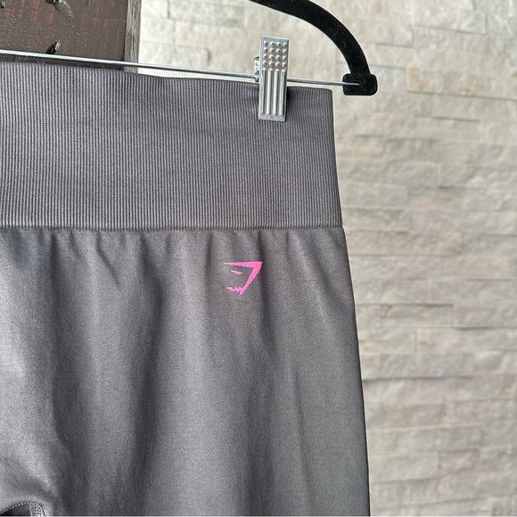 GYMSHARK Charcoal Grey and Pink Seamless Midrise Leggings Size Small - Picture 4 of 4